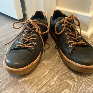 Black Leather Women’s Shoes with Brown Accents